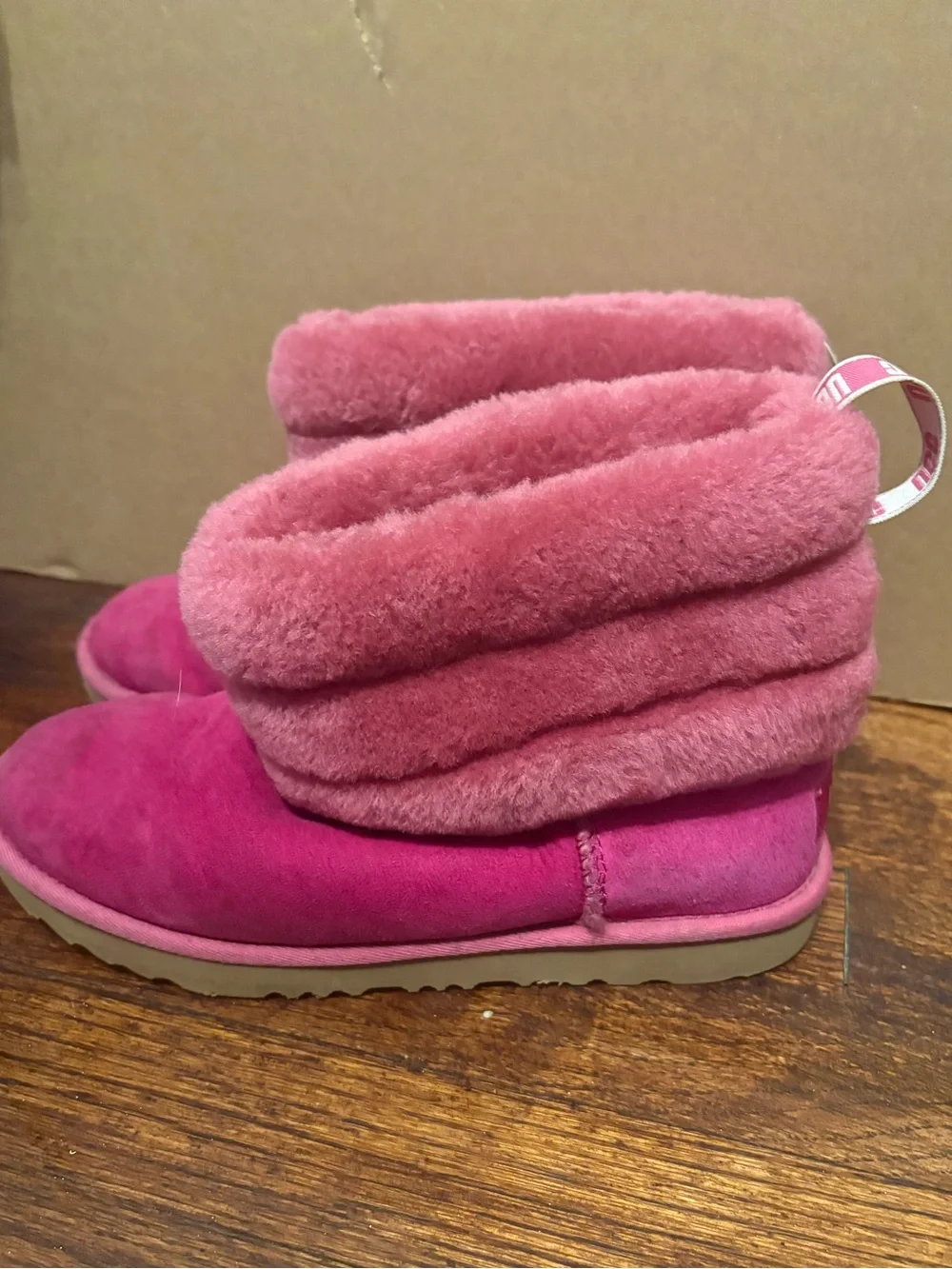 UGG Fluff Mini Quilted Fuchsia Pink Sheepskin Boots Size 6 Big Kids / Women’s 8